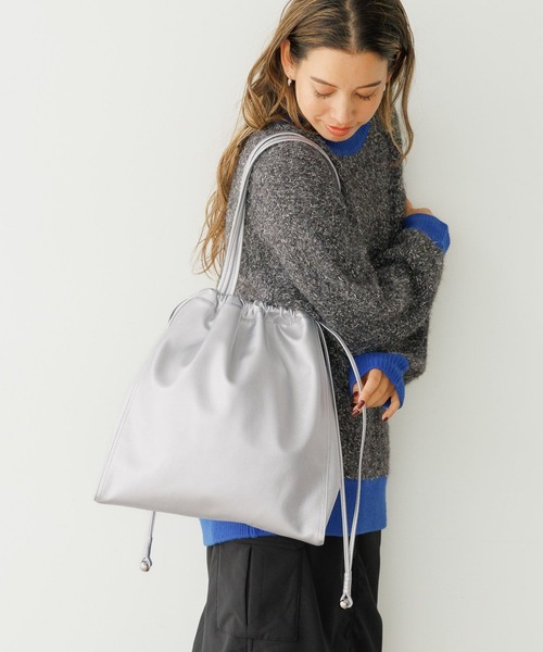 BAYFLOW(ベイフロー)の「フェイクレザー巾着トート(トートバッグ・レディース・ブラック/ライトグレー・FREE)」の1枚目の写真