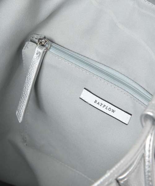 BAYFLOW(ベイフロー)の「フェイクレザー巾着トート(トートバッグ・レディース・ブラック/ライトグレー・FREE)」の19枚目の写真
