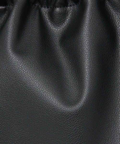 BAYFLOW(ベイフロー)の「フェイクレザー巾着トート(トートバッグ・レディース・ブラック/ライトグレー・FREE)」の18枚目の写真
