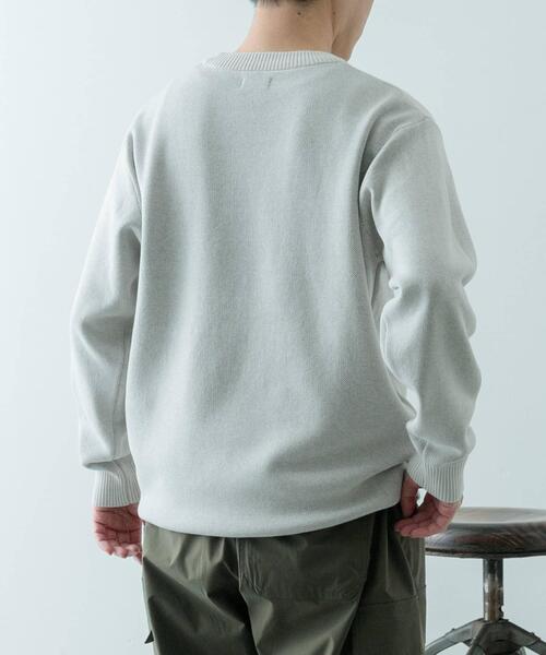 ITEMS URBANRESEARCH(アイテムズ アーバンリサーチ)の「ループJQDニット LEAD ME(ニット/セーター・メンズ・ネイビー/アイボリー/ブラック・MEDIUM/LARGE)」の15枚目の写真