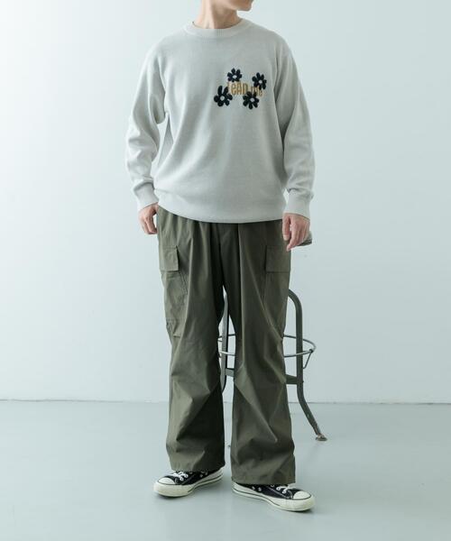 ITEMS URBANRESEARCH(アイテムズ アーバンリサーチ)の「ループJQDニット LEAD ME(ニット/セーター・メンズ・ネイビー/アイボリー/ブラック・MEDIUM/LARGE)」の16枚目の写真
