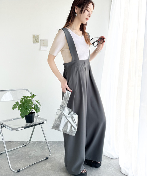 classicalelf(クラシカルエルフ)の「晩夏から秋まで使える♪華奢見え上品トップス☆Vネックハーフスリーブリブニット(Tシャツ/カットソー・レディース・イエロー/チャコール/オフホワイト/ブラウン/グレイッシュベージュ/ブラック・X-LARGE/SMALL/MEDIUM/LARGE)」の14枚目の写真