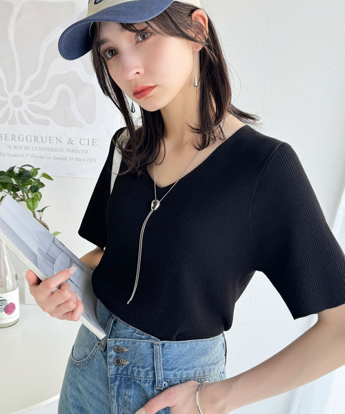 classicalelf(クラシカルエルフ)の「晩夏から秋まで使える♪華奢見え上品トップス☆Vネックハーフスリーブリブニット(Tシャツ/カットソー・レディース・イエロー/チャコール/オフホワイト/ブラウン/グレイッシュベージュ/ブラック・X-LARGE/SMALL/MEDIUM/LARGE)」の18枚目の写真
