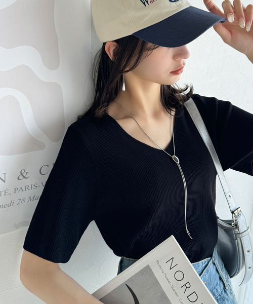 classicalelf(クラシカルエルフ)の「晩夏から秋まで使える♪華奢見え上品トップス☆Vネックハーフスリーブリブニット(Tシャツ/カットソー・レディース・イエロー/チャコール/オフホワイト/ブラウン/グレイッシュベージュ/ブラック・X-LARGE/SMALL/MEDIUM/LARGE)」の20枚目の写真