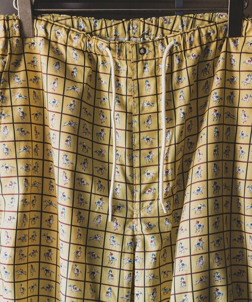 BEAMS PLUS（ビームスプラス）の「タッターソール ミリタリー イージー パンツ（その他パンツ・メンズ・ネイビー/イエロー・L/M/S/XL）」の6枚目の写真