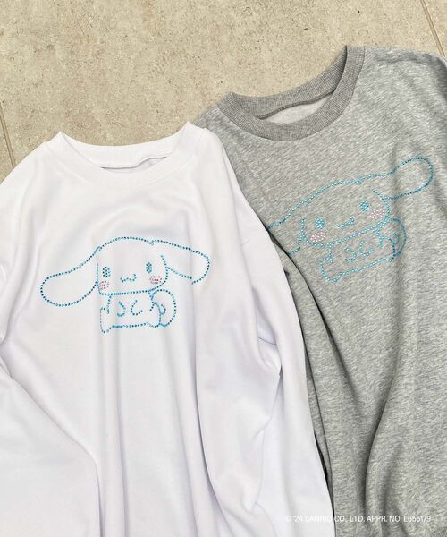MAJESTIC LEGON(マジェスティックレゴン)の「シナモロール ラインストーンスウェット(スウェット・レディース・オフホワイト/ブルー/グレー・MEDIUM)」の16枚目の写真