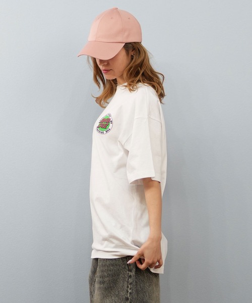 SANTA CRUZ（サンタクルーズ）の「【ユニセックス】SANTACRUZ/サンタクルーズ バックプリントTシャツ 502252431（Tシャツ/カットソー・レディース・ホワイト×パープル/ホワイト/ブラック×パープル/ブラック×グリーン/ブラック/ホワイト×グリーン・M/XL/L）」の8枚目の写真