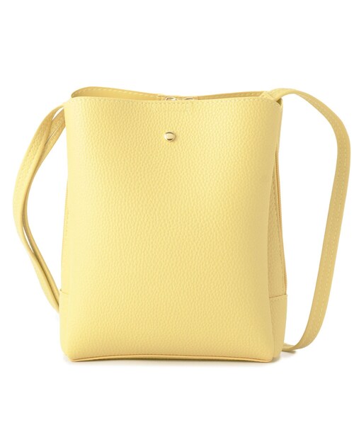 SHOO・LA・RUE（シューラルー）の「【軽量】ふわっと軽い 3層ショルダーバッグ（ショルダーバッグ・レディース・ブラック/イエロー系その他/ブラック系4/シルバー/ベージュ系4/オフホワイト・00）」の5枚目の写真