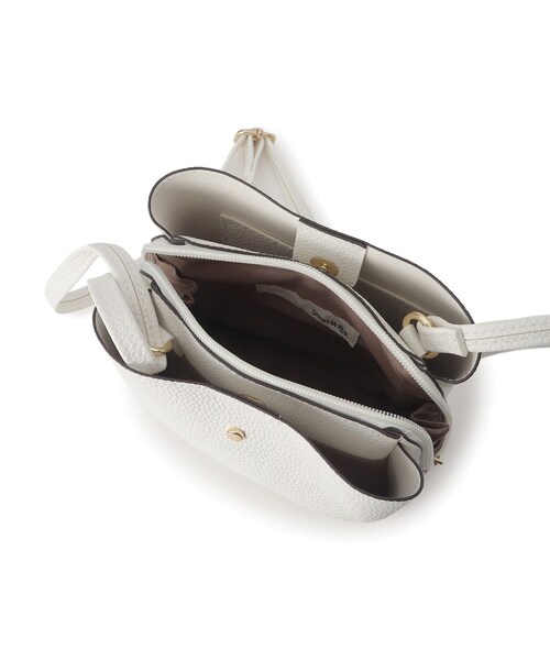 SHOO・LA・RUE（シューラルー）の「【軽量】ふわっと軽い 3層ショルダーバッグ（ショルダーバッグ・レディース・ブラック/イエロー系その他/ブラック系4/シルバー/ベージュ系4/オフホワイト・00）」の17枚目の写真