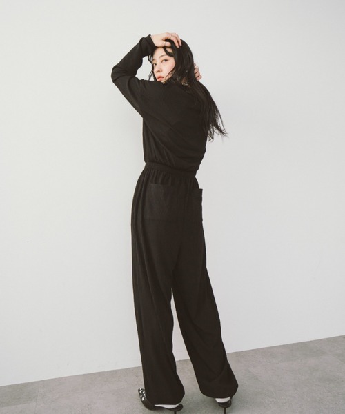 HANNE(アン)の「リブヘンリーロンパース(サロペット/オーバーオール・レディース・アイボリー/ブラック/ベージュ・SMALL/MEDIUM)」の8枚目の写真