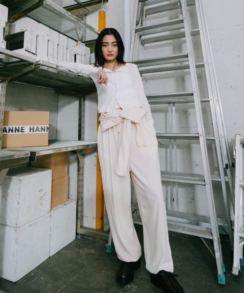 HANNE(アン)の「リブヘンリーロンパース(サロペット/オーバーオール・レディース・アイボリー/ブラック/ベージュ・SMALL/MEDIUM)」の5枚目の写真