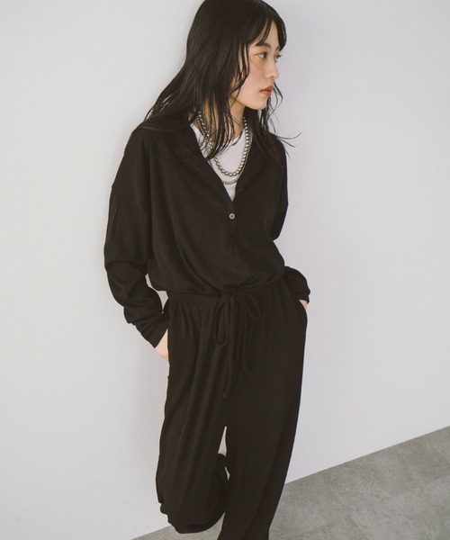 HANNE(アン)の「リブヘンリーロンパース(サロペット/オーバーオール・レディース・アイボリー/ブラック/ベージュ・SMALL/MEDIUM)」の7枚目の写真