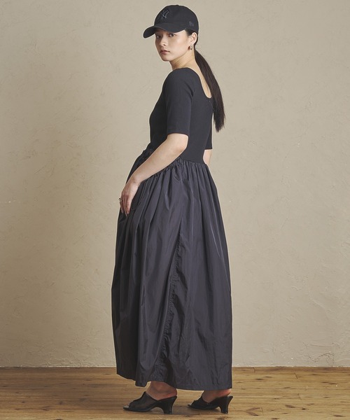 ROSE BUD(ローズバッド)の「DOCKING DRESS(ワンピース・レディース・ブラック/ベージュ・ONE SIZE)」の11枚目の写真