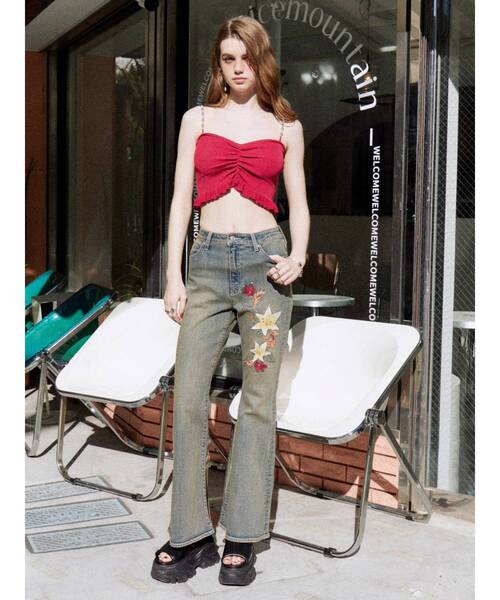 EVRIS（エヴリス）の「Embroideryフレアデニムパンツ（デニムパンツ・レディース・インディゴブルー/ライトブルー・MEDIUM/SMALL）」の15枚目の写真