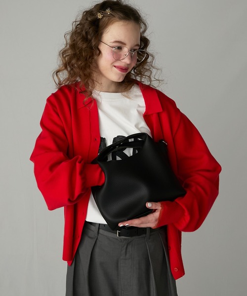 BONLECILL Marche(ボンルシールマルシェ)の「【BONLECILL Marche】《ポーチ付き》2wayソフトマルシェハンドバッグ/ショルダーバッグ(ハンドバッグ・レディース・ブラック/キャメル・FREE)」の14枚目の写真