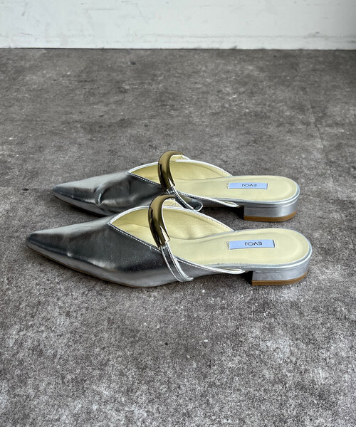 DouDou(ドゥドゥ)の「GOLDモチーフミュール(ブーツ・レディース・シルバー/ブラック・SMALL/MEDIUM/LARGE/X-LARGE)」の11枚目の写真