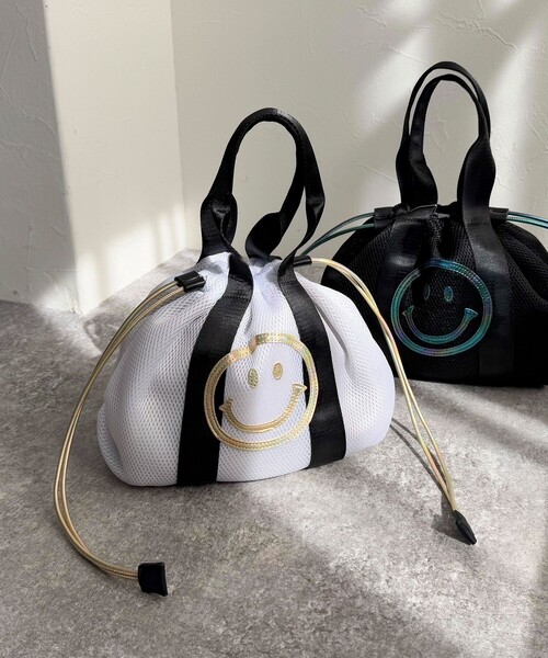 fredy emue（フレディエミュ）の「SMILEYメッシュ巾着トートバッグ（トートバッグ・レディース・ブラック/オフホワイト・FREE）」の11枚目の写真