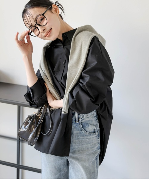 La-gemme(ラジェム)の「オーバーサイズ レギュラーカラーシャツ(シャツ/ブラウス・レディース・ホワイト/ブラック/ブルー・フリー)」の8枚目の写真