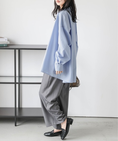 La-gemme(ラジェム)の「オーバーサイズ レギュラーカラーシャツ(シャツ/ブラウス・レディース・ホワイト/ブラック/ブルー・フリー)」の16枚目の写真