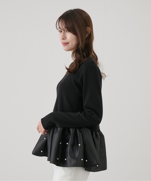Jayro(ジャイロ)の「裾切替フリルプルオーバー(Tシャツ/カットソー・レディース・オフホワイト/ブラック・M)」の4枚目の写真