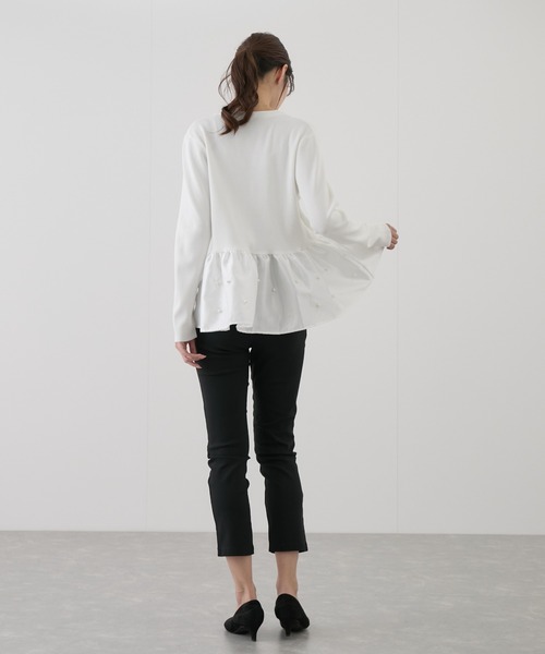 Jayro(ジャイロ)の「裾切替フリルプルオーバー(Tシャツ/カットソー・レディース・オフホワイト/ブラック・M)」の20枚目の写真