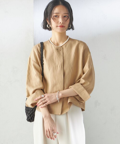 SHIPS（シップス）の「SHIPS Primary Navy Label:麻 レーヨン ノーカラー 羽織（シャツ/ブラウス・レディース・ベージュ/ネイビー/ライトブルー・36/38）」の10枚目の写真