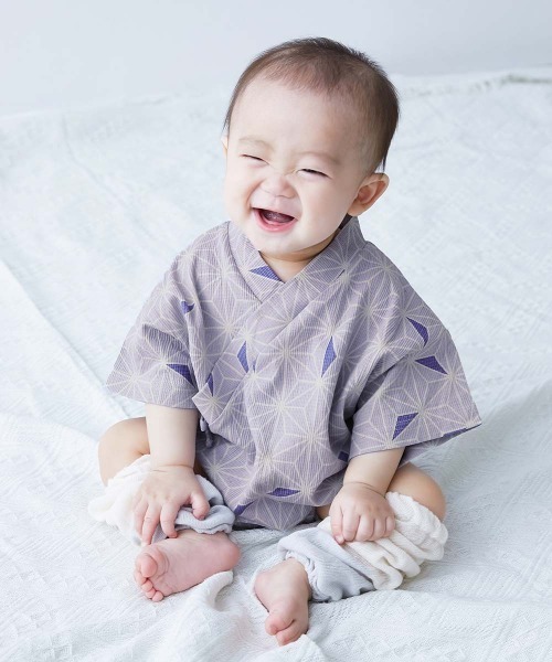 devirock(デビロック)の「着心地やわらか おやすみ甚平 ロンパース(浴衣・キッズ・ピンク系1/ブルー系1/ネイビー系1/グレー系1・70cm/80cm)」の2枚目の写真