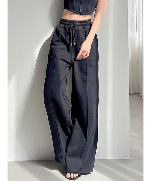 RESEXXY（リゼクシー）の「スウェットワイドパンツ【セットアップ着用可能】（スウェットパンツ・レディース・ブラック/チャコールグレー/ライトグレー・FREE）」の2枚目の写真