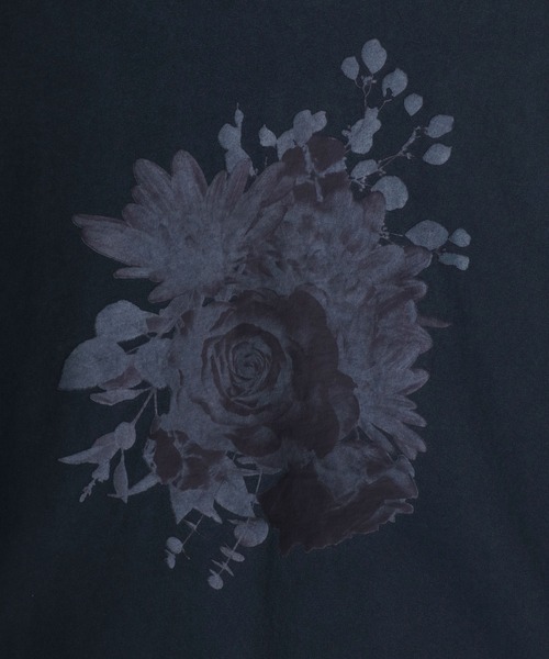 ANPAS(アンパス)の「Flower Graphic Print Pigment Processing T-Shirt/ピグメント フラワーグラフィックプリント 半袖 Tシャツ レディース メンズ(Tシャツ/カットソー・メンズ・ブラック/グレー系その他/ブラック系その他2/ブラック系その他/ブラック系その他3/チャコール/グレー系その他2/グレー系その他3・M/L)」の19枚目の写真