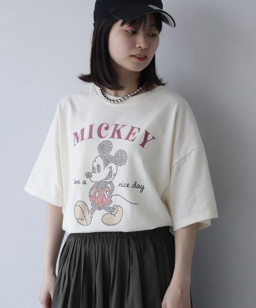 Disney(ディズニー)の「【Disney/ディズニー】ラインストーンミッキーハーフスリーブTシャツ(Tシャツ/カットソー・レディース・ブラック/イエロー/ブルー/クリーム・M/L)」の9枚目の写真