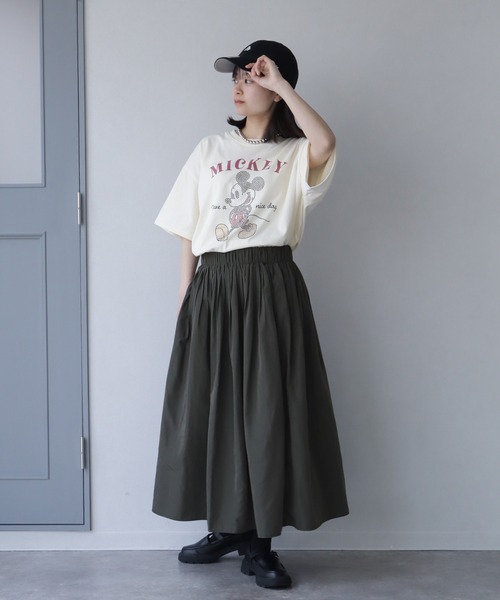Disney(ディズニー)の「【Disney/ディズニー】ラインストーンミッキーハーフスリーブTシャツ(Tシャツ/カットソー・レディース・ブラック/イエロー/ブルー/クリーム・M/L)」の11枚目の写真