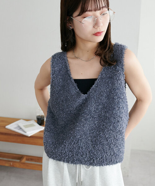 DISCOAT（ディスコート）の「【WEB限定】リボンヤーンベスト（ベスト・レディース・アイボリー/オフホワイト/チャコールグレー・MEDIUM）」の6枚目の写真