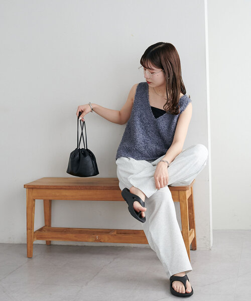 DISCOAT（ディスコート）の「【WEB限定】リボンヤーンベスト（ベスト・レディース・アイボリー/オフホワイト/チャコールグレー・MEDIUM）」の8枚目の写真