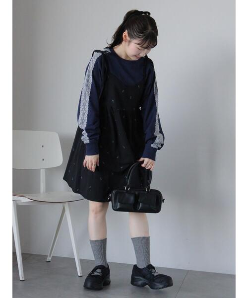ehka sopo（エヘカソポ）の「花刺繍キャミワンピース（ワンピース・レディース・キナリ/サックスブルー/ブラック・F）」の5枚目の写真