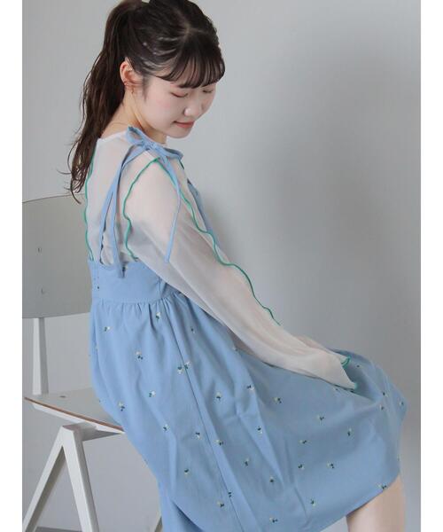 ehka sopo（エヘカソポ）の「花刺繍キャミワンピース（ワンピース・レディース・キナリ/サックスブルー/ブラック・F）」の20枚目の写真
