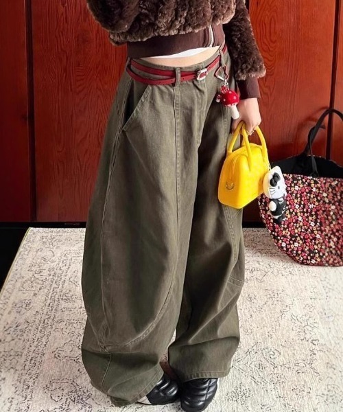 DEVICE（デバイス）の「メンズライク ウォッシュ ワイドレッグ ペインターパンツ（デニムパンツ・レディース・カーキ・FREE）」の5枚目の写真