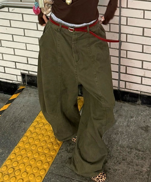 DEVICE（デバイス）の「メンズライク ウォッシュ ワイドレッグ ペインターパンツ（デニムパンツ・レディース・カーキ・FREE）」の7枚目の写真