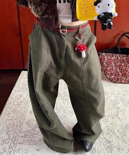 DEVICE（デバイス）の「メンズライク ウォッシュ ワイドレッグ ペインターパンツ（デニムパンツ・レディース・カーキ・FREE）」の8枚目の写真
