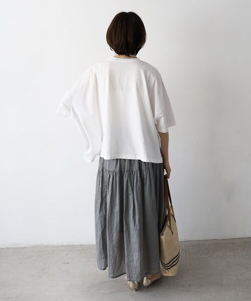 le.coeur blanc（ルクールブラン）の「《WEB限定アイテム》ローンギャザーティアードスカート（スカート・レディース・ブラック/グレー/カーキオリーブ/オフホワイト・38）」の9枚目の写真