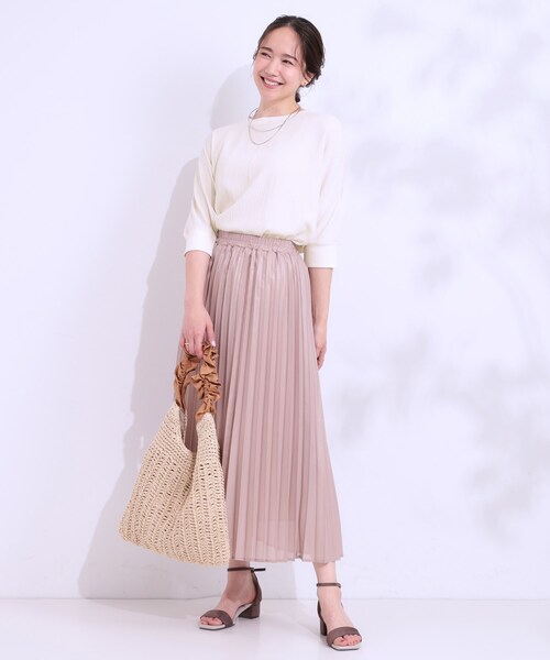 SHOO・LA・RUE（シューラルー）の「ゆるシルエットが心地よい リブドルマントップス（Tシャツ/カットソー・レディース・アイボリー/イエロー系その他/ブラウン系/ライトオレンジ系/チャコールグレー・01/02/03/04）」の14枚目の写真