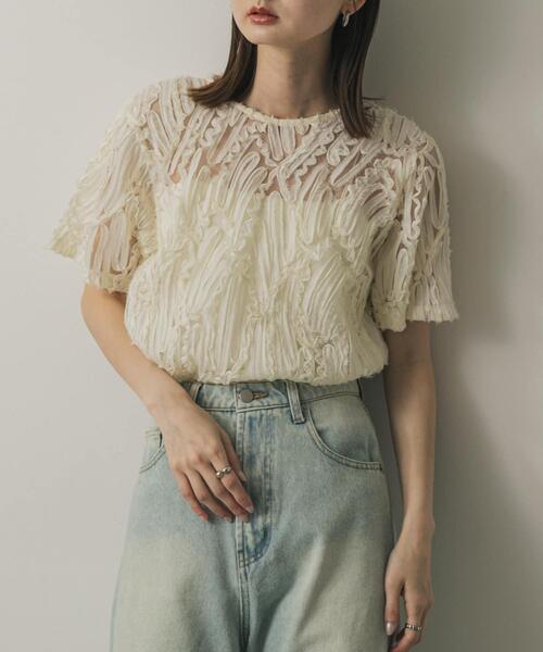 SENSE OF PLACE by URBAN RESEARCH（センスオブプレイスバイアーバンリサーチ）の「コードシシュウトップ(半袖)（シャツ/ブラウス・レディース・ベージュ/ブラック/アイボリー・ONE）」の2枚目の写真