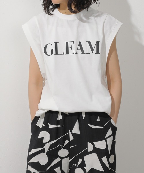 emesuelee(エメスーリー)の「汗染み防止加工 プリントTシャツ USAコットン(Tシャツ/カットソー・レディース・ブラウン/ブラック/オフホワイト・フリー)」の4枚目の写真