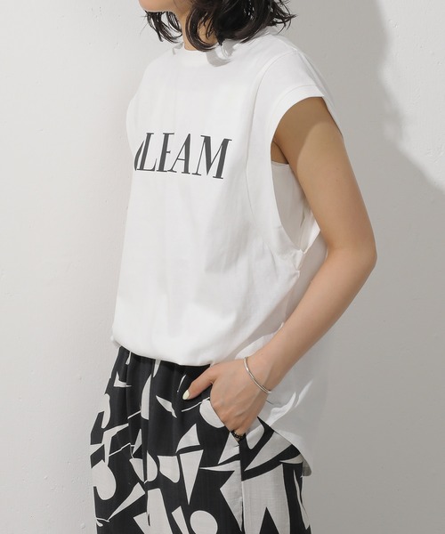 emesuelee(エメスーリー)の「汗染み防止加工 プリントTシャツ USAコットン(Tシャツ/カットソー・レディース・ブラウン/ブラック/オフホワイト・フリー)」の5枚目の写真