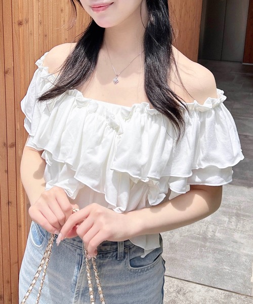 INGNI（イング）の「オフショルフリルトップス（Tシャツ/カットソー・レディース・イエロー/ブラック/ライトピンク/オフホワイト・M）」の5枚目の写真