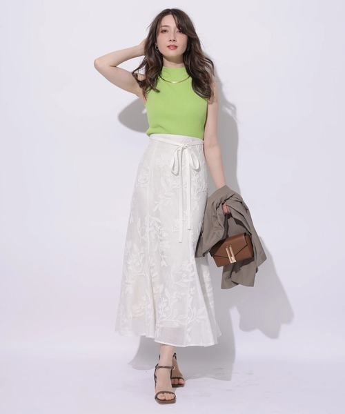 Apuweiser-riche（アプワイザーリッシェ）の「ノースリリブニット（ニット/セーター・レディース・ブラック/ピンクベージュ/ロイヤルブルー/グリーン系その他2/ホワイト/ピンク・2）」の16枚目の写真