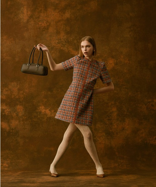 allureville(アルアバイル)の「ホリゾンタル ボストンバッグ(ショルダーバッグ・レディース・ダークブラウン・FREE)」の11枚目の写真