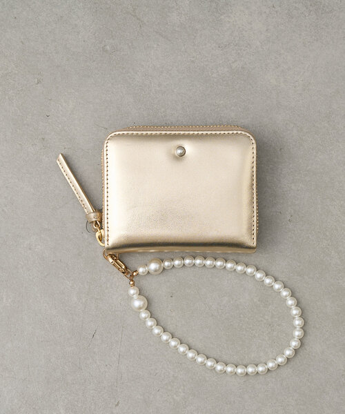 Actually（アクチュアリー）の「【perche ペルケ】パールストラップジャバラカードウォレット（その他小物・レディース・ブラック/シルバー/ゴールド・0）」の3枚目の写真