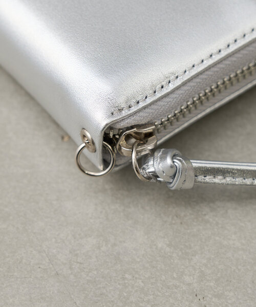 Actually（アクチュアリー）の「【perche ペルケ】パールストラップジャバラカードウォレット（その他小物・レディース・ブラック/シルバー/ゴールド・0）」の16枚目の写真