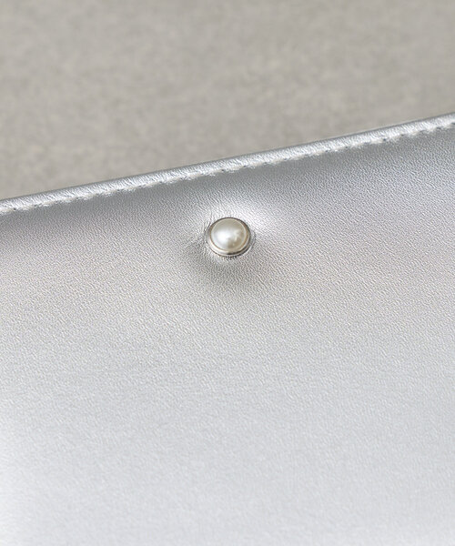 Actually（アクチュアリー）の「【perche ペルケ】パールストラップジャバラカードウォレット（その他小物・レディース・ブラック/シルバー/ゴールド・0）」の17枚目の写真