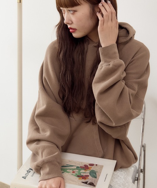 REMI RELIEF（レミレリーフ）の「【なにわ男子 大橋和也様着用】ROOPTOKYO別注 REMI RELIEF/レミレリーフ SP加工 裏毛HOODIE フーディー（パーカー・レディース・ホワイト/ブラウン/ブラック・M/S）」の4枚目の写真